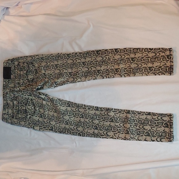 Dollhouse Snake skin Print Tan w/ Rhinestones Jeans - Picture 11 of 12
